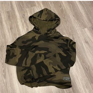 Small PINK camo cropped hoodie